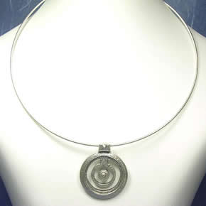 �t�����X�E�A�N�Z�T���[