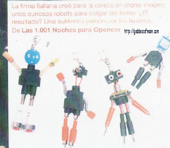 ���{�b�g�̃L�[�z���_�[